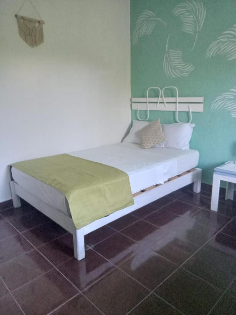 Departamentos Cerca De Ferry Holbox Hotel Екстериор снимка
